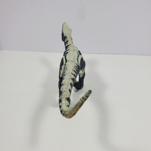 Velociraptor Cyclops Dinosaur Jurassic Park 1997 UCS Amblin - Picture 6 of 16